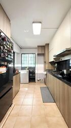 Blk 893 Tampines Avenue 8 (Tampines), HDB Executive #501888671